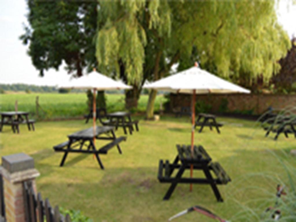 The King William IV Bed & Breakfast Royston Oda fotoğraf